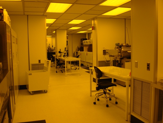 Diffusion, oxidation and general high temperature process working area in the class 100 clean room.