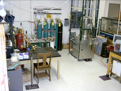 A view of the ampoule stations and the vacuum RTA in room 16 Ward Hall. 